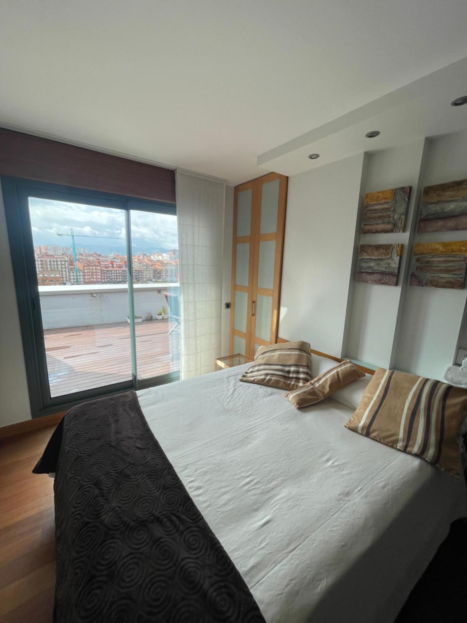 Apartment El Atico De La Playa Parking Gratis Gijon